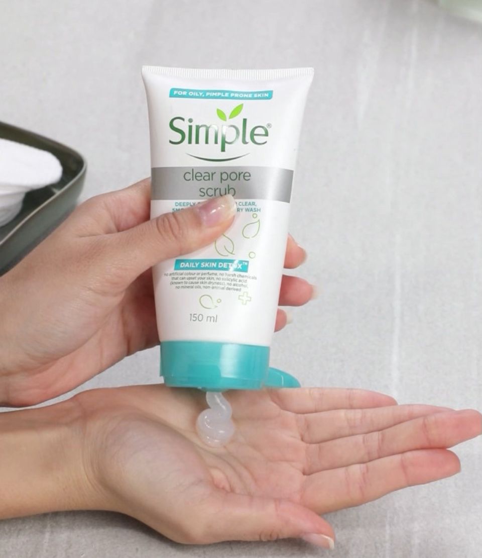 Simple Skincare Daily Skin Detox