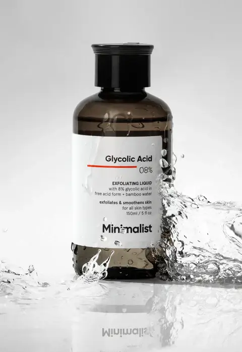 minimalist Glycolic Acid 8% Exfoliating Liquid bottle
